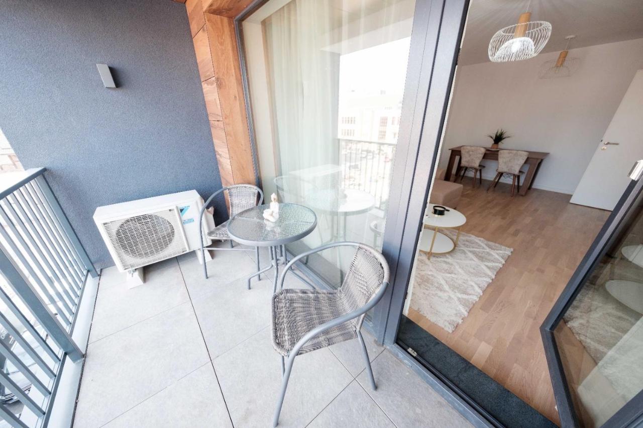 Brand New Luxury Apartment In The Heart Of Brasov Braşov Exterior foto